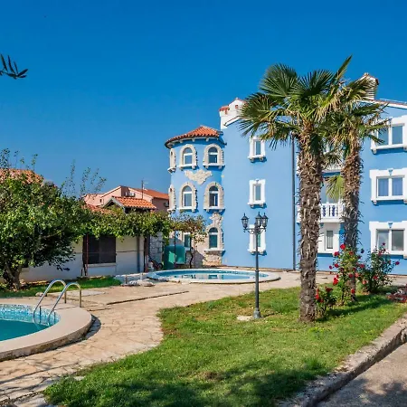 Hilde Blue-3 By Interhome *